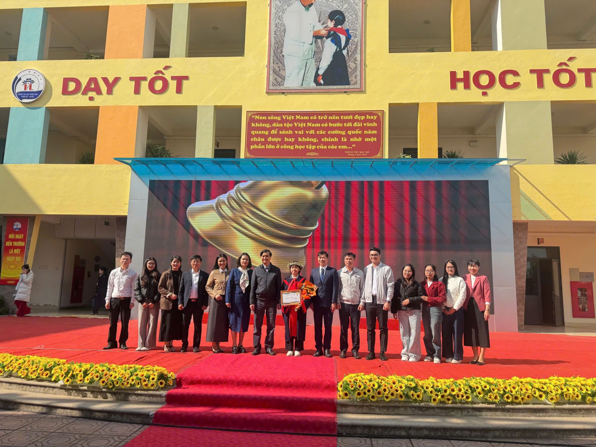 Rung chuông vàng- sân chơi chăm sóc sức khỏe sinh sản cho trẻ vị thành niên